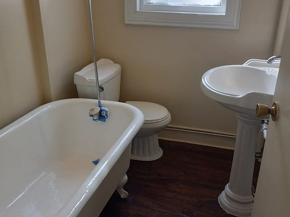 4th image of 48 Hurlburt St #3