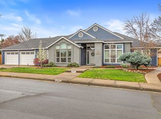 2807 Wilkshire Dr, Medford, OR
