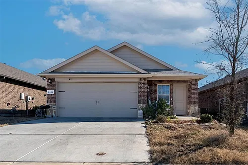 2104 Puma St Photo 1