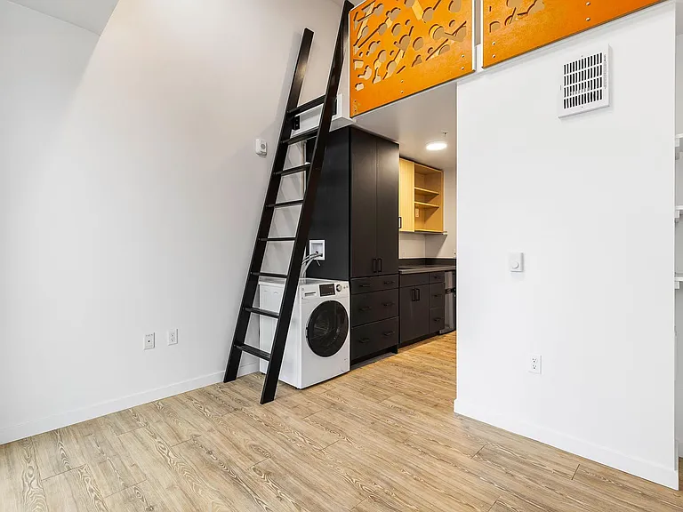 Karsti Apartments — Photo 33