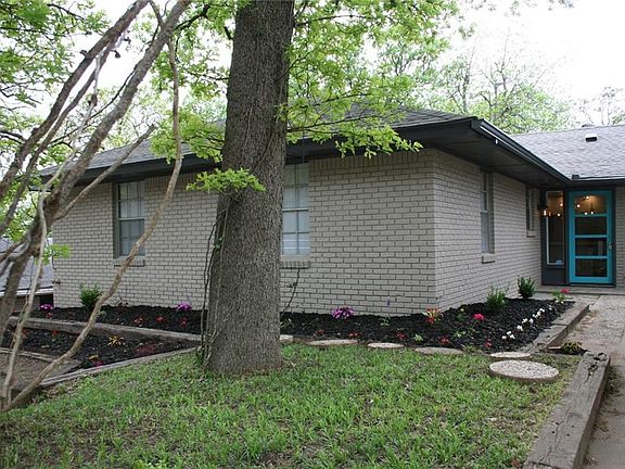 4th image of 2805 N Redmond Ave