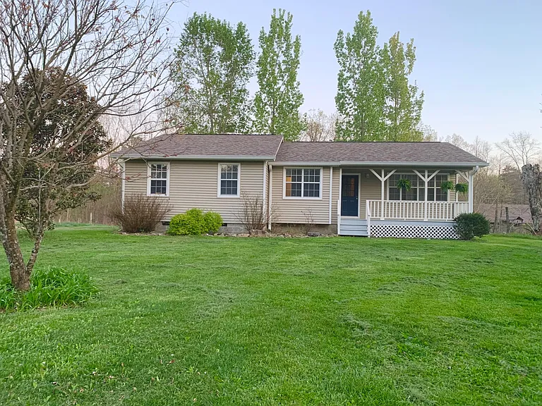 2616 Corral Rd — Photo 3