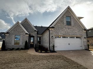 235 Laurel Wood Ln #125, Oakland, TN 38060