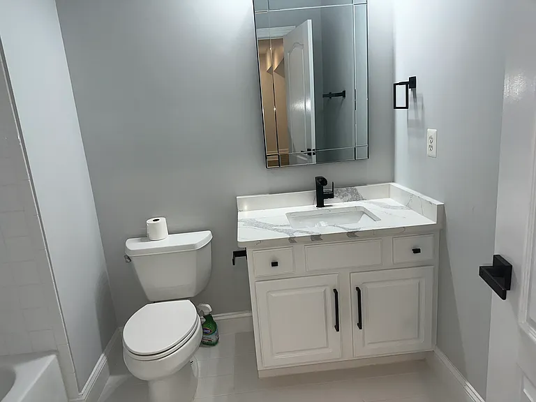 1710 Great Falls St — Photo 3