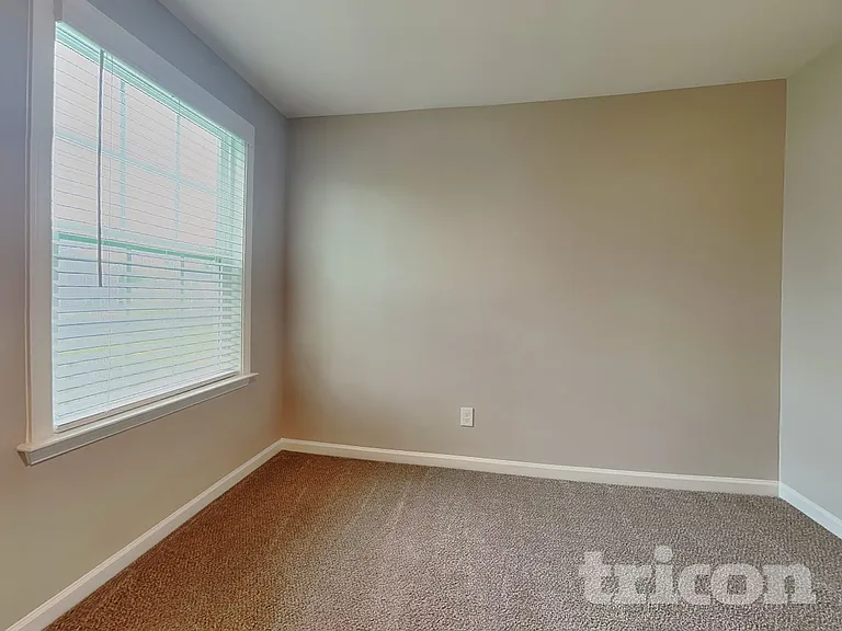 2355 Whisperwood St — Photo 11