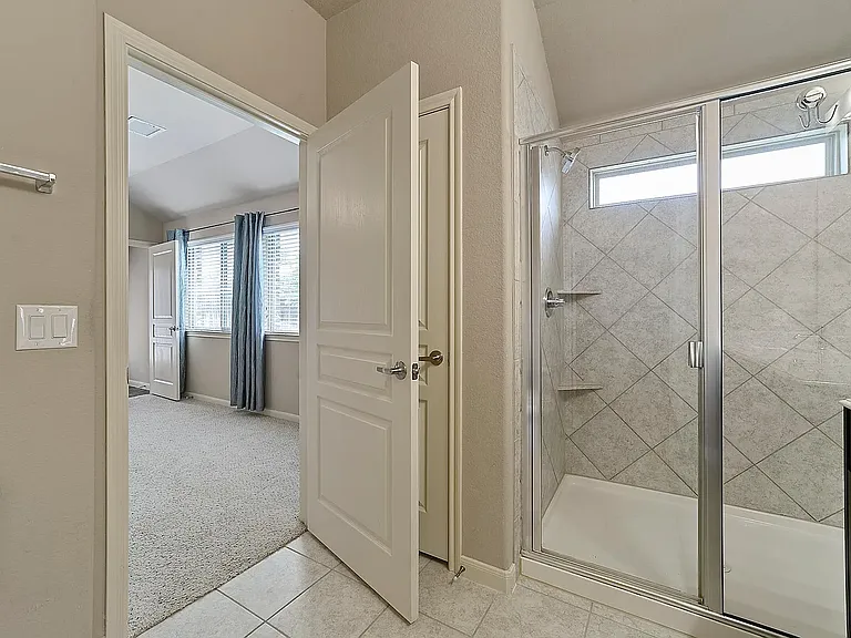 485 Harding Ln — Photo 21