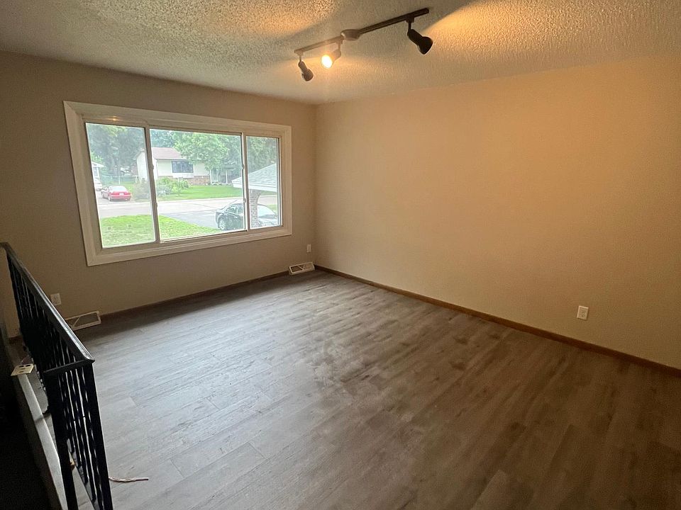 1st image of 10998 Butternut St NW #L