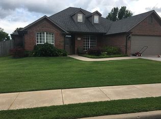 637 Richmond Cir, Tahlequah, OK 74464