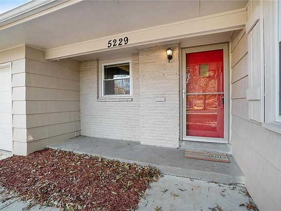 2nd image of 5229 Neosho Ln