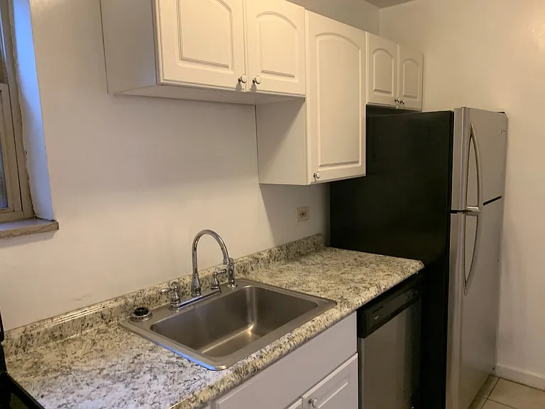 5506 Fifth Avenue — Photo 36