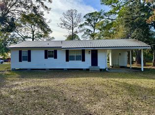 4301 Briggs St, Moss Point, MS 39563