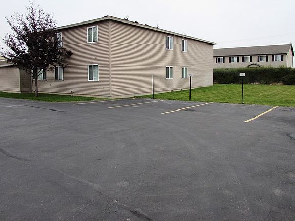 3rd image of 2592 Prospect Dr