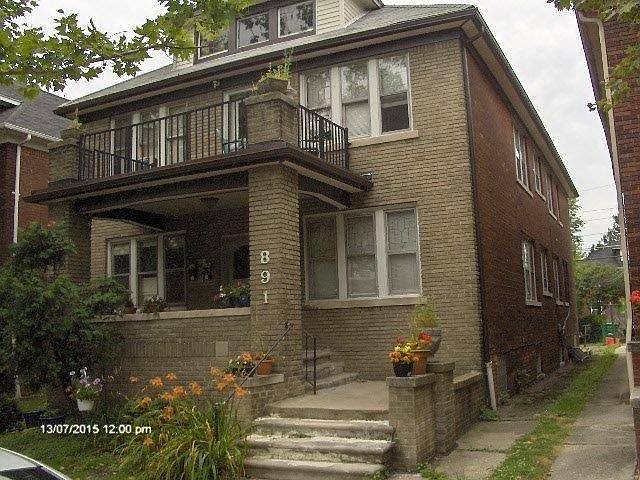 1st image of 891 Beaconsfield Ave #2SOUTH