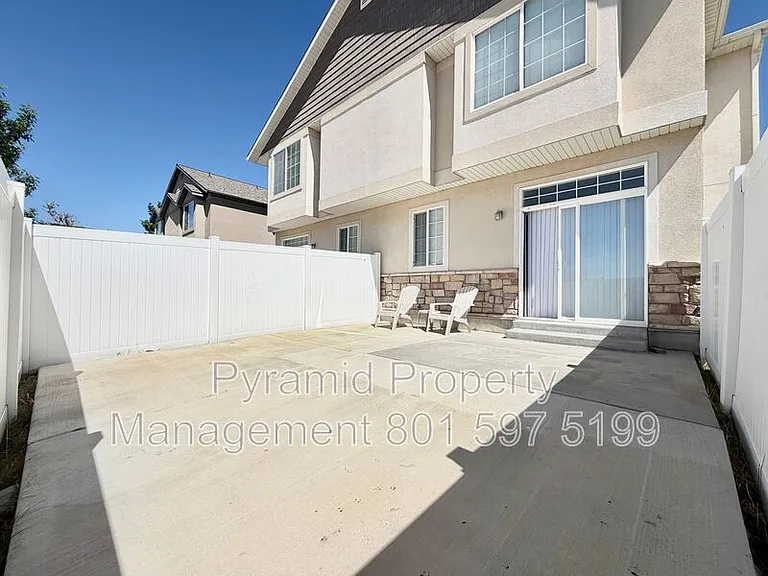 6353 W Passenger Ln — Photo 19