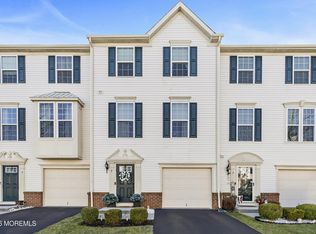 5 Jake Dr, Tinton Falls, NJ 07712
