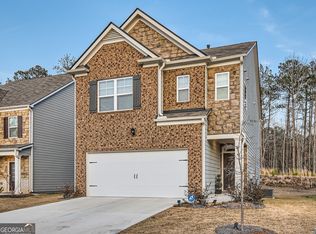 894 Bentley Dr, Fairburn, GA 30213