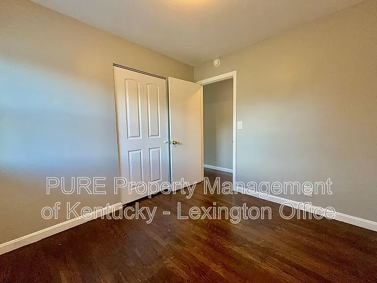 328 Harvard Dr — Photo 16