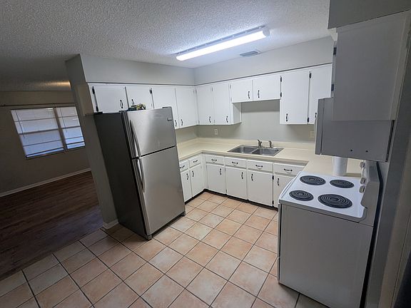 2nd image of 133 Snowbird Ave #133