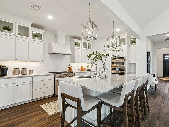 Kitchen with spacious island