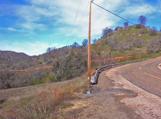 27 Iris Rd, Squaw Valley, CA 93675