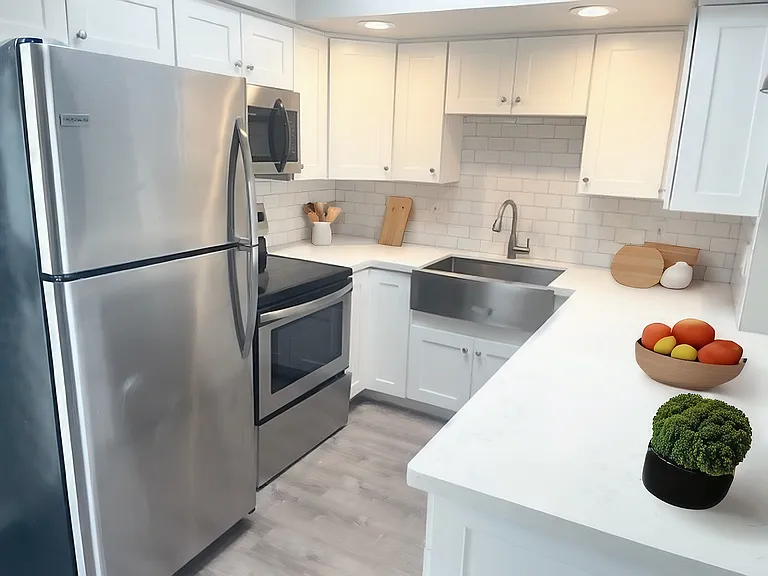 2620 N 46th St #7 — Photo 5