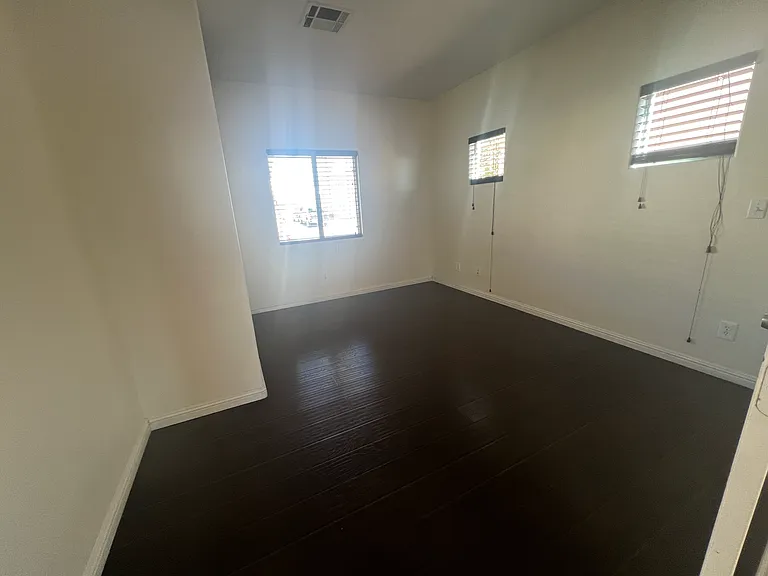 3545 Tertulia Ave — Photo 19