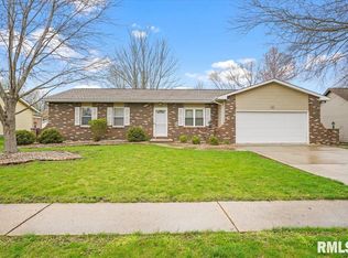 429 Yeoman Dr, Springfield, IL 62704