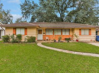 512 Windswept Dr, Humble, TX 77338