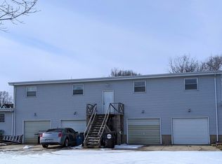 309 E Greenwood St, Toulon, IL 61483