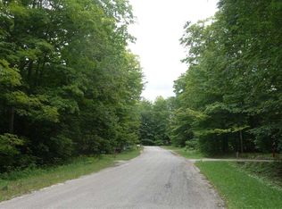 E Cherry Ln, Cedar, MI 49621