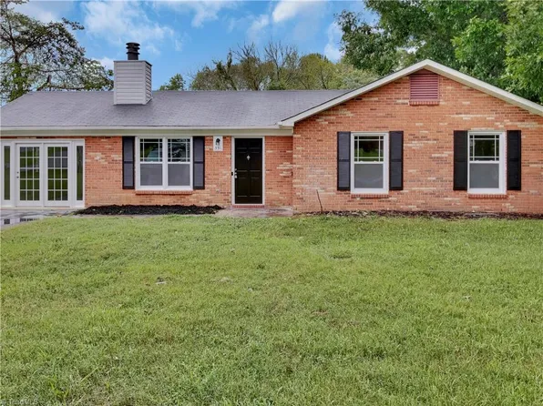 351 Rolling Hills Ln, Mocksville, NC 27028