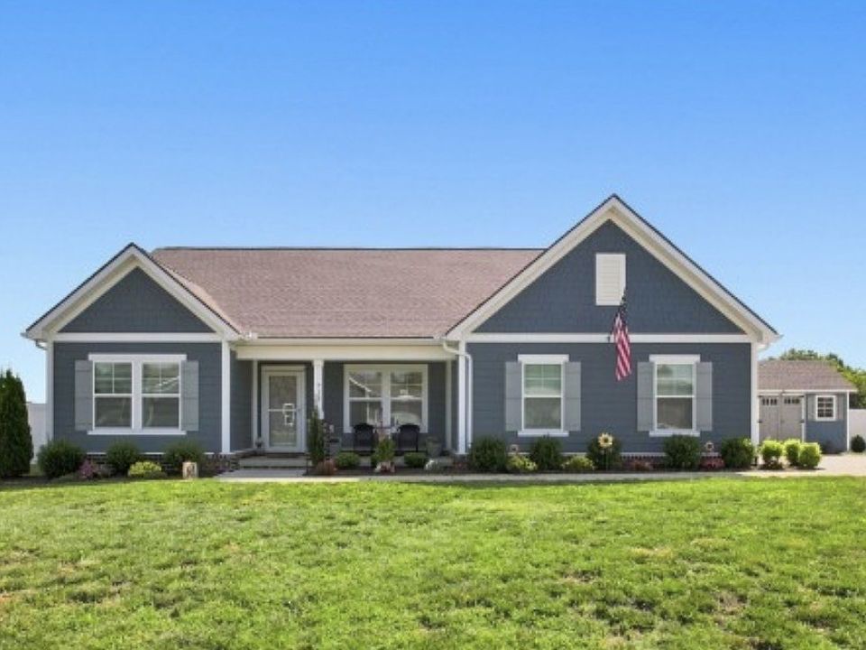 1st image of 711 Larry Cir