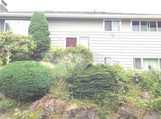 10421 11th Ave NE, Seattle, WA 98125
