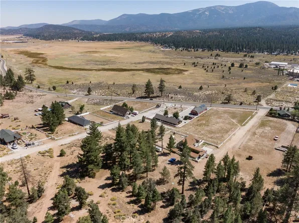 1145 N Live Oak Pl #24, Big Bear City, CA 92314