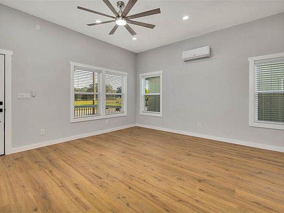 4th image of 602 Q St