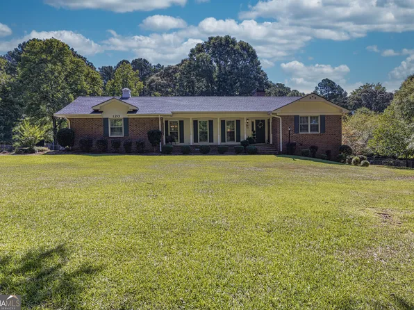 120 Rolling Meadows Trl, Fayetteville, GA 30215