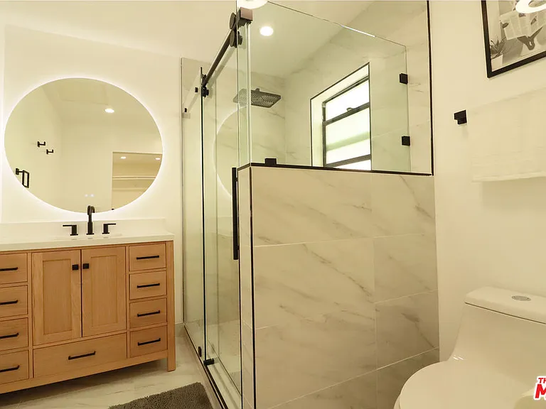 918 N San Vicente Blvd #F — Photo 19