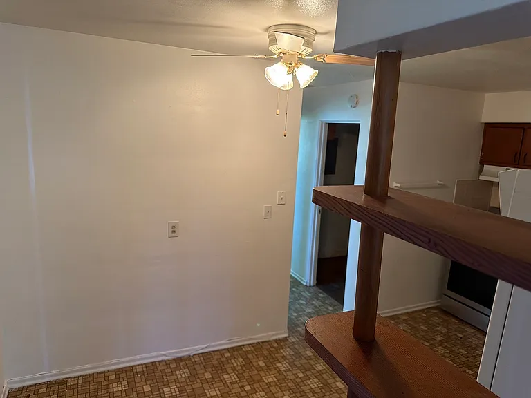 27 Tudor Dr — Photo 8