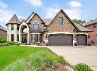 1742 Brian Grant Ct, Downers Grove, IL 60516