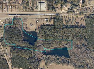 1 Railroad St, Claxton, GA 30417