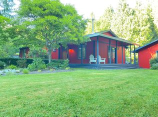 6075 NE Lariat Loop, Bainbridge Island, WA 98110
