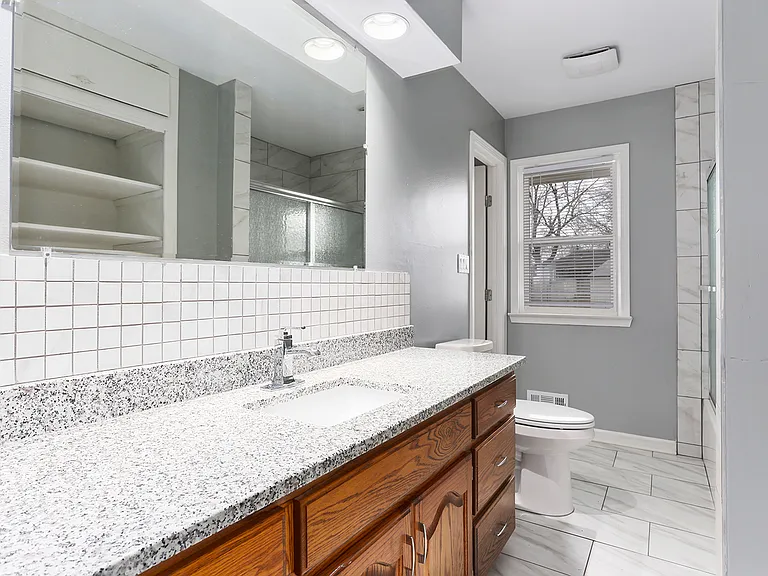 1306 SW 3rd St — Photo 21