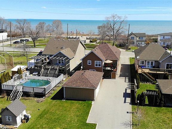 3rd image of 1060 Beach Blvd