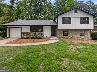 1450 Bentley Woods Ln, Lithonia, GA 30058