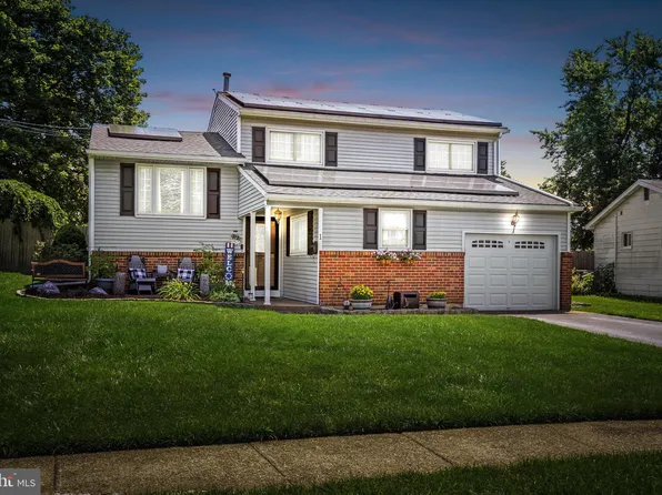 1 Forsgate Ln, Bordentown, NJ 08505