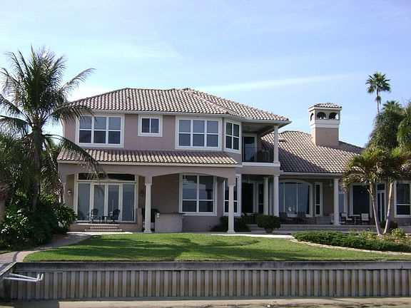 Elegant Waterfront Entertaining