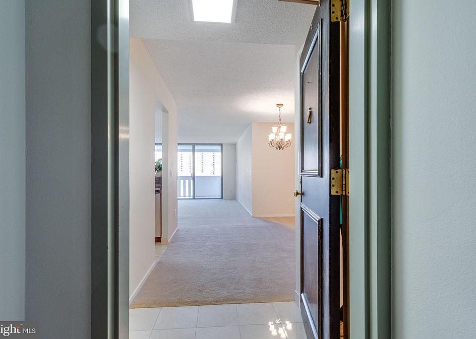 1st image of 6101 Edsall Rd APT 1210A