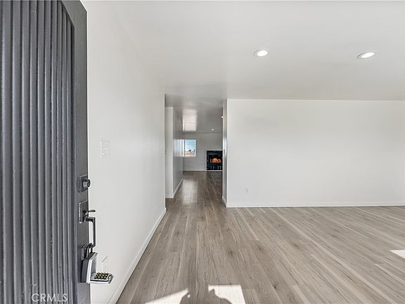 3rd image of 9249 E Avenue R4