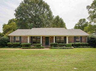 406 Wright Dr, Florence, AL 35633