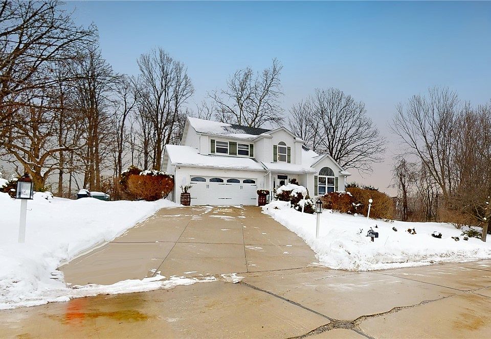 1st image of 26487 Buckthorn Rd